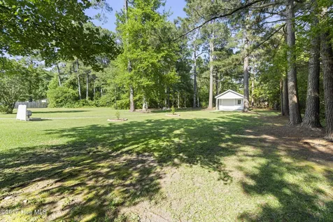208 Mulligan Drive Swansboro NC 28584