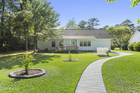 208 Mulligan Drive Swansboro NC 28584