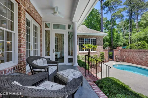 1111 Congressional Lane Wilmington NC 28411
