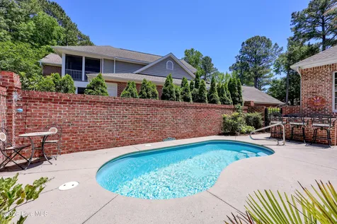 1111 Congressional Lane Wilmington NC 28411