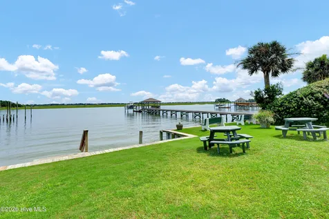 1111 Congressional Lane Wilmington NC 28411