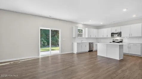 1106 Shoreline Drive Vass NC 28394
