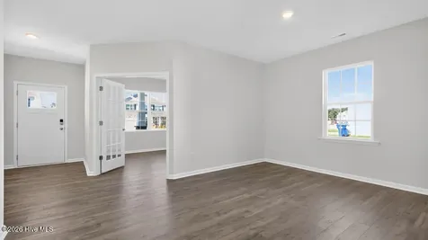1106 Shoreline Drive Vass NC 28394