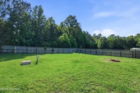 109 Turtle Creek Court Jacksonville NC 28540
