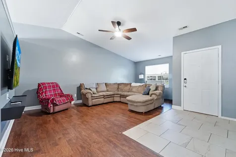 109 Turtle Creek Court Jacksonville NC 28540