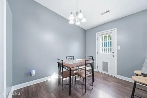 109 Turtle Creek Court Jacksonville NC 28540