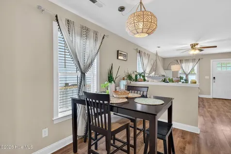 109 Gores Row Wilmington NC 28401