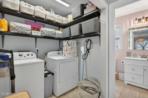 109 Gores Row Wilmington NC 28401