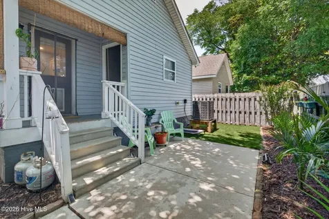 109 Gores Row Wilmington NC 28401