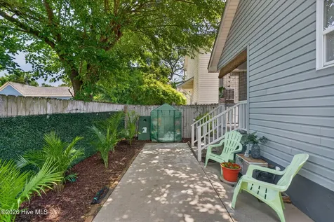 109 Gores Row Wilmington NC 28401