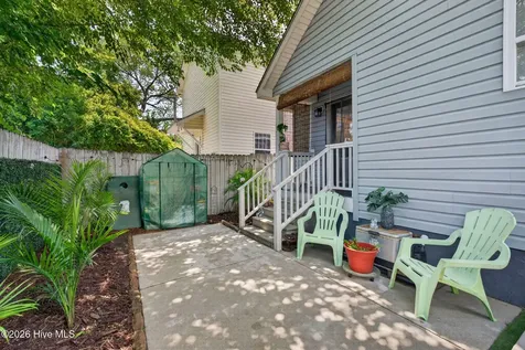 109 Gores Row Wilmington NC 28401