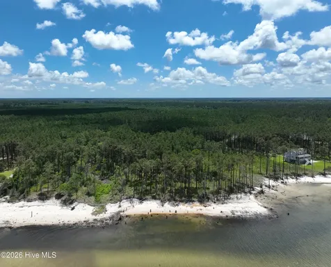 137 Bluefin Court Beaufort NC 28516