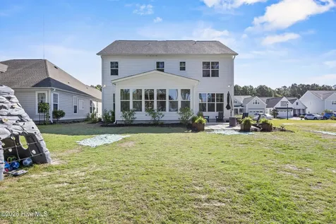 524 Moss Lake Lane Holly Ridge NC 28445