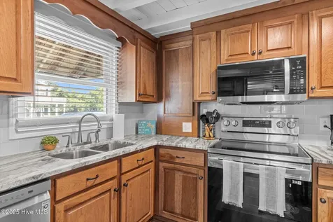 125 Pelican Drive Atlantic Beach NC 28512