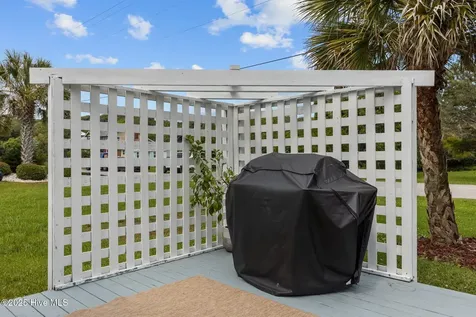 125 Pelican Drive Atlantic Beach NC 28512