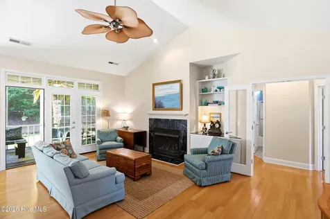 3733 Winstead Circle Southport NC 28461