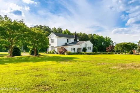 2901 Hull Road Snow Hill NC 28580