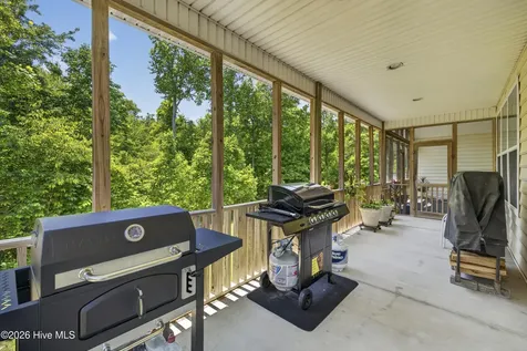 134 Wild Berry Lane Hampstead NC 28443