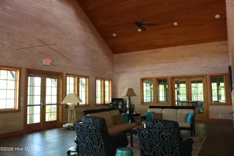 3036 Valderama Way SE Bolivia NC 28422