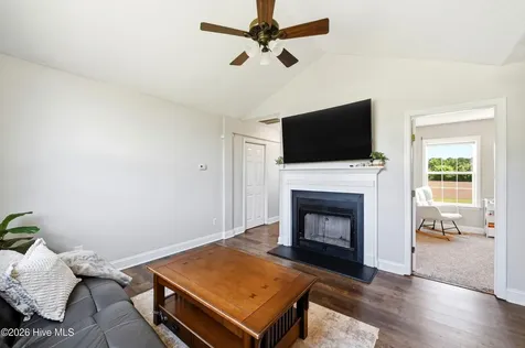 380 Swinson Road Maple Hill NC 28454