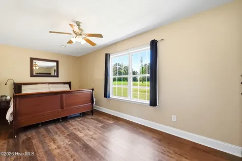 380 Swinson Road Maple Hill NC 28454