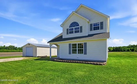 380 Swinson Road Maple Hill NC 28454