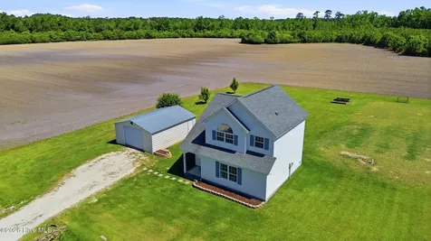 380 Swinson Road Maple Hill NC 28454