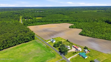 380 Swinson Road Maple Hill NC 28454