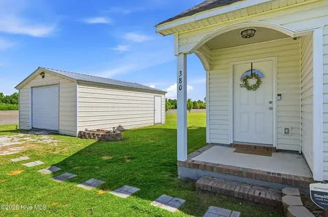 380 Swinson Road Maple Hill NC 28454