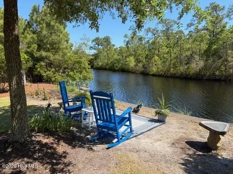 4221 Skeffington Court Southport NC 28461