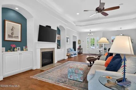 4221 Skeffington Court Southport NC 28461