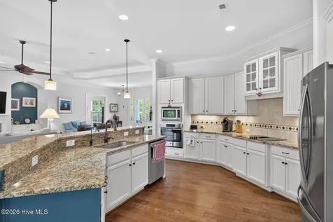 4221 Skeffington Court Southport NC 28461