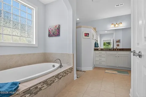 4221 Skeffington Court Southport NC 28461