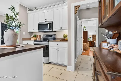 1831 Pinehurst Road Southport NC 28461