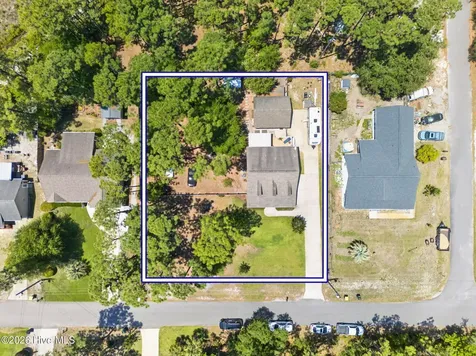 1831 Pinehurst Road Southport NC 28461
