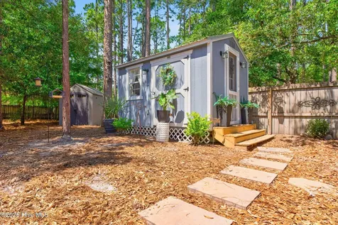 1831 Pinehurst Road Southport NC 28461