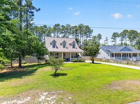 1831 Pinehurst Road Southport NC 28461