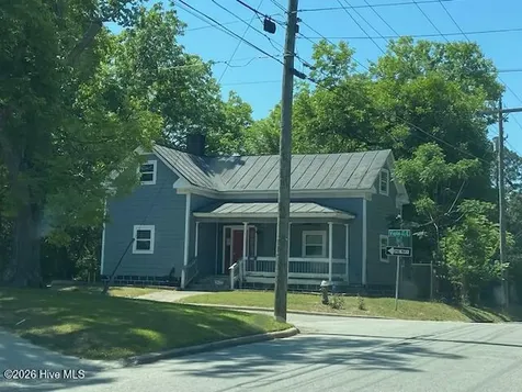 900 Viola Street E Wilson NC 27893