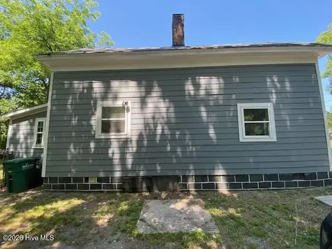 900 Viola Street E Wilson NC 27893