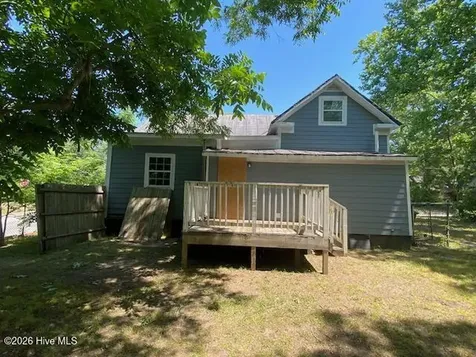 900 Viola Street E Wilson NC 27893