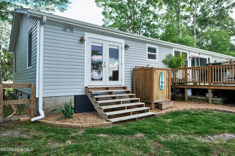 150 Pine Street Hertford NC 27944