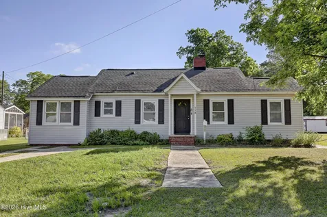 118 Queens Road Jacksonville NC 28540