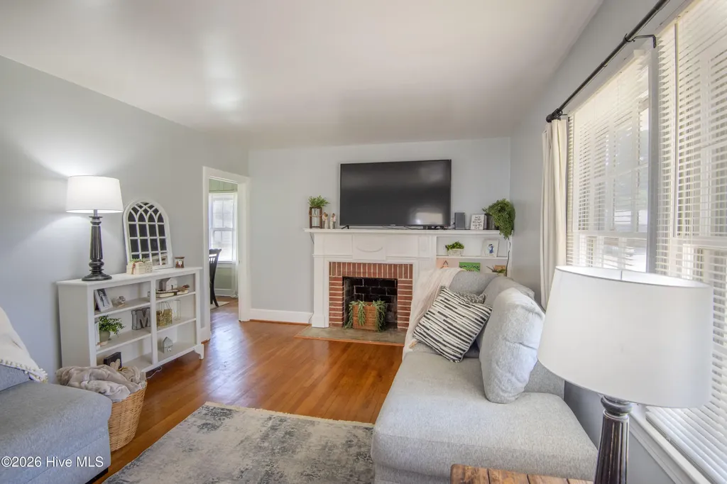 302 S Poplar Street Hobgood NC 27843