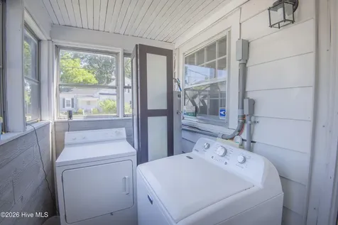302 S Poplar Street Hobgood NC 27843