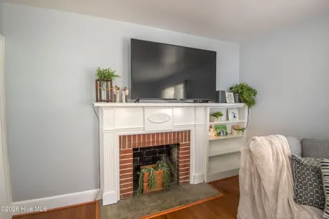 302 S Poplar Street Hobgood NC 27843