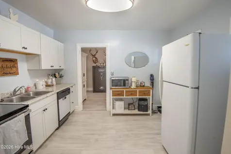 302 S Poplar Street Hobgood NC 27843