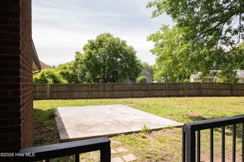 803 Mandarin Trail Jacksonville NC 28540