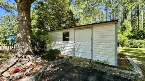 648 Old Church Road Swansboro NC 28584