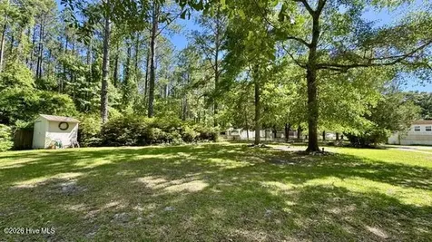 648 Old Church Road Swansboro NC 28584