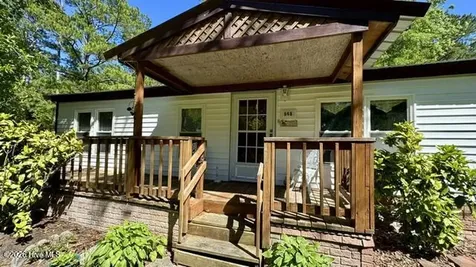 648 Old Church Road Swansboro NC 28584